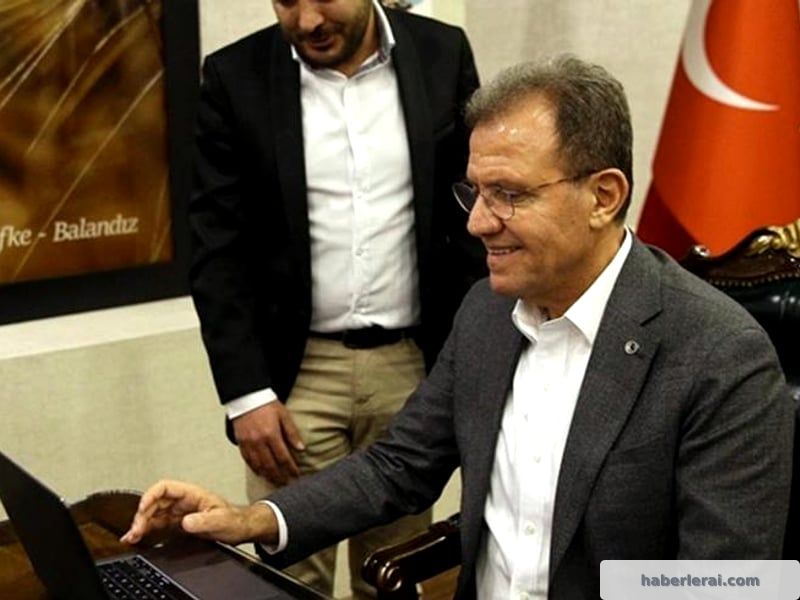 Mersin Büyükşehir Belediye Başkanı Vahap Seçer, TBB Başkanvekili...