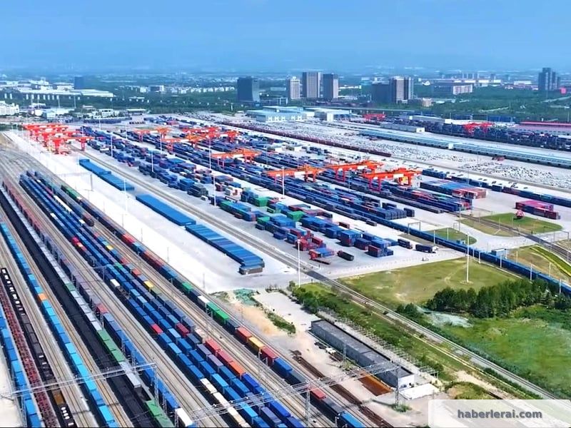Türkiye'ye İlk Yük Trenleri Çin'den Yola Çıktı