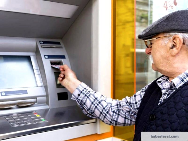 Yargıtay'ın Kararıyla Emekli Maaşı Üzerinde Bankaların Bloke Yetkisi!